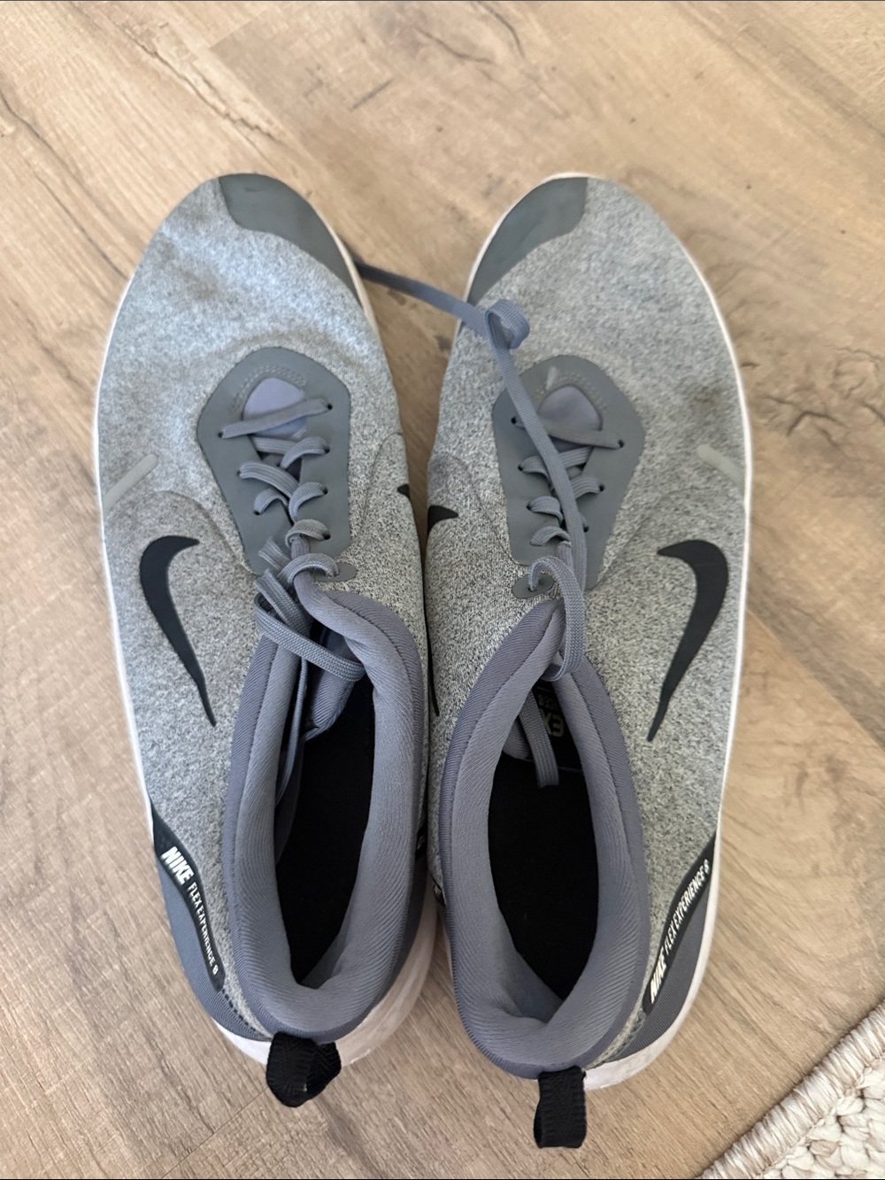 Nike Men’s Grey Athletic Sneakers with Black Swoosh